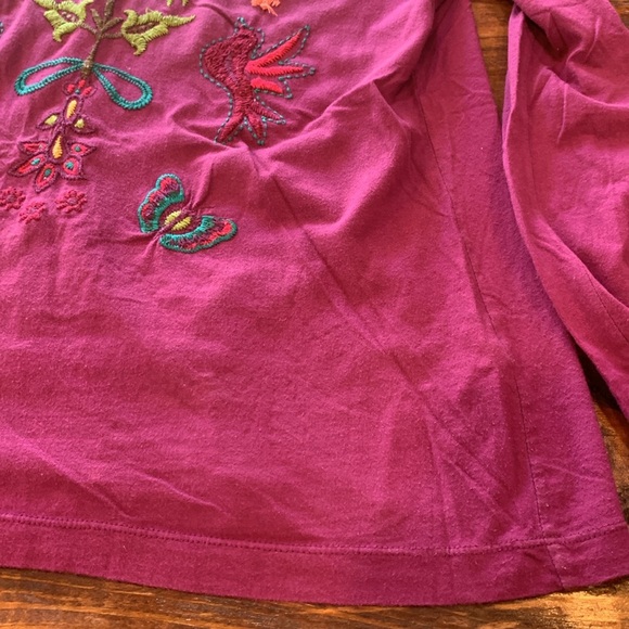 Johnny Was JW Los Angeles Embroidered Pink Floral LOVE Shirt - Picture 8 of 17